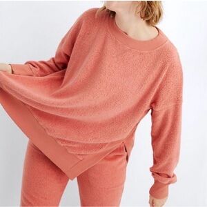 Aerie Chilled Out Fleece Crewneck Sweater salmon pink Textured Cozy oversized M